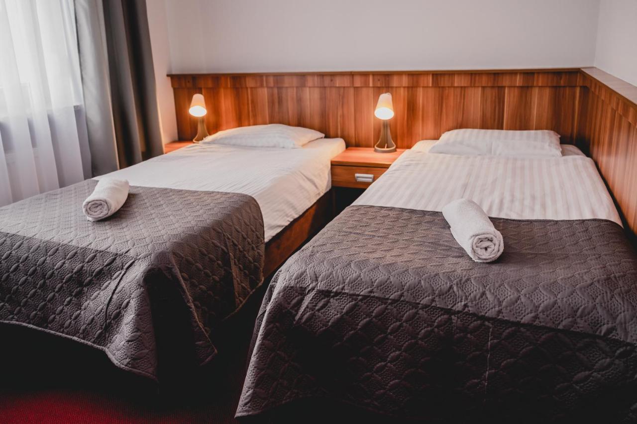 Hotel Nad Morzem- Art-Pension Świerzno Dış mekan fotoğraf