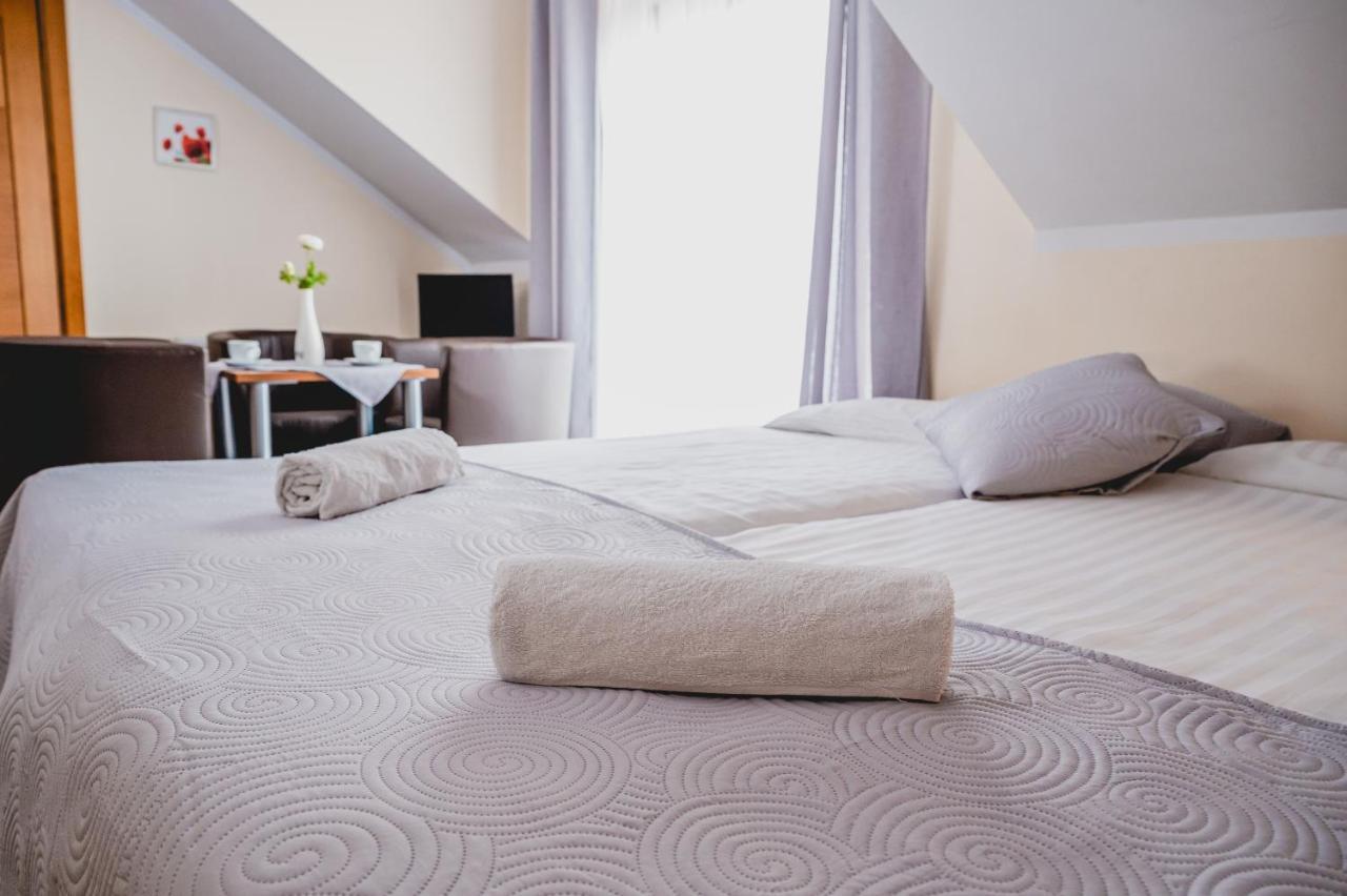 Hotel Nad Morzem- Art-Pension Świerzno Dış mekan fotoğraf