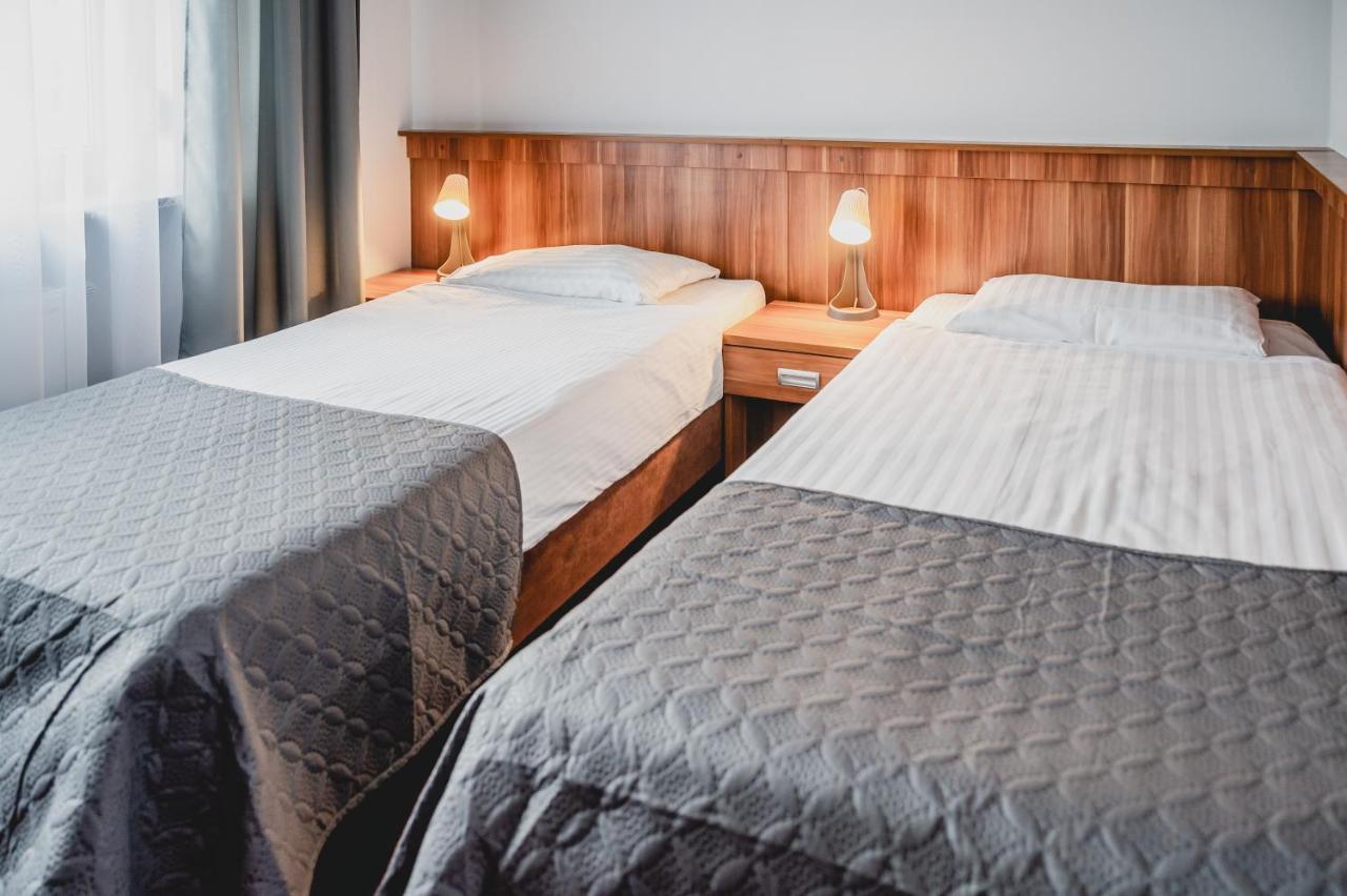 Hotel Nad Morzem- Art-Pension Świerzno Dış mekan fotoğraf