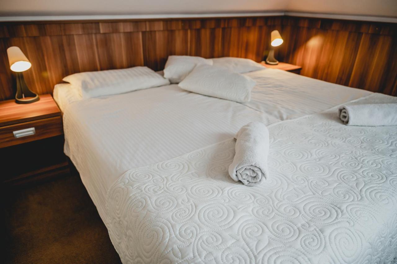 Hotel Nad Morzem- Art-Pension Świerzno Dış mekan fotoğraf