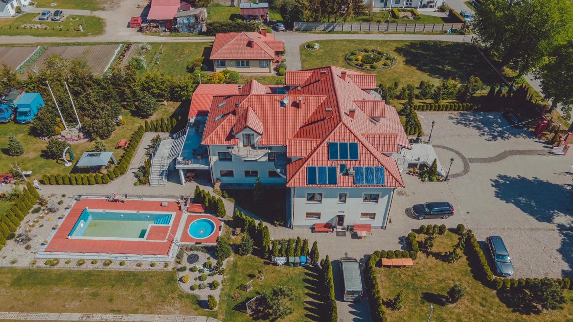Hotel Nad Morzem- Art-Pension Świerzno Dış mekan fotoğraf